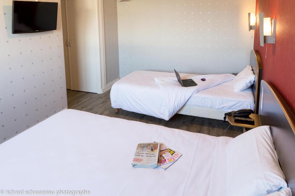 Hotel De La Vendee La Roche-sur-Yon Εξωτερικό φωτογραφία