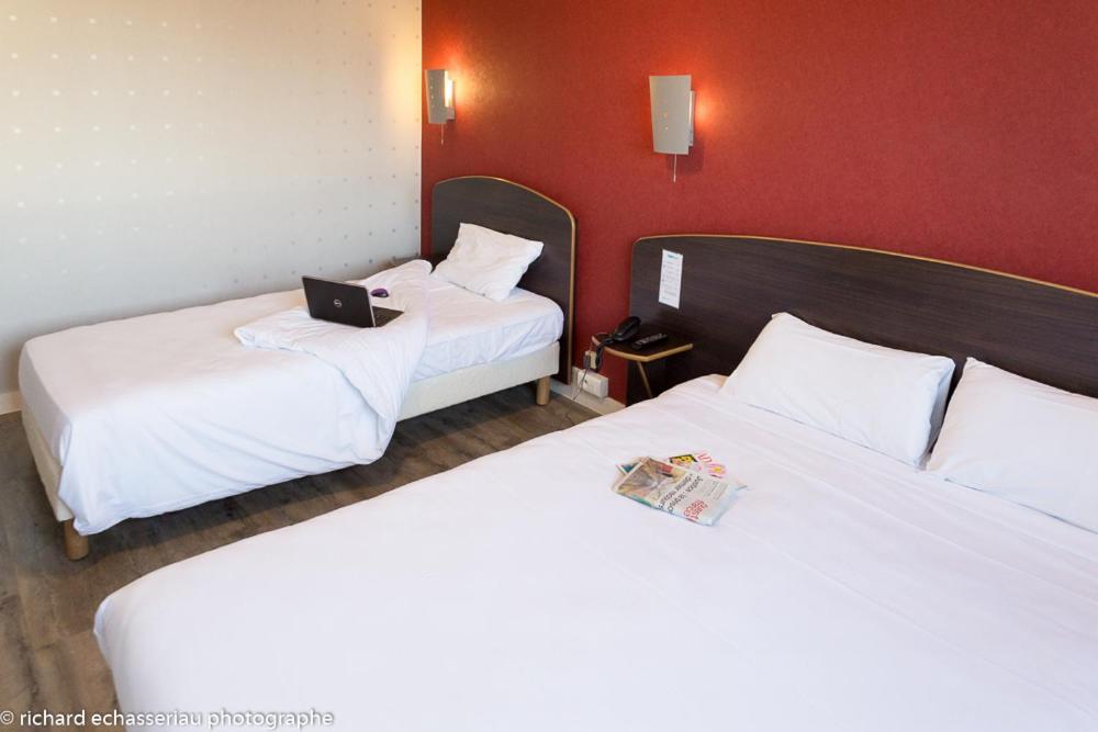 Hotel De La Vendee La Roche-sur-Yon Εξωτερικό φωτογραφία