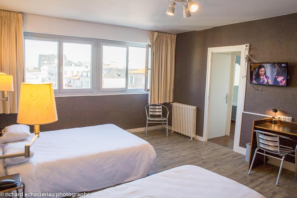 Hotel De La Vendee La Roche-sur-Yon Εξωτερικό φωτογραφία