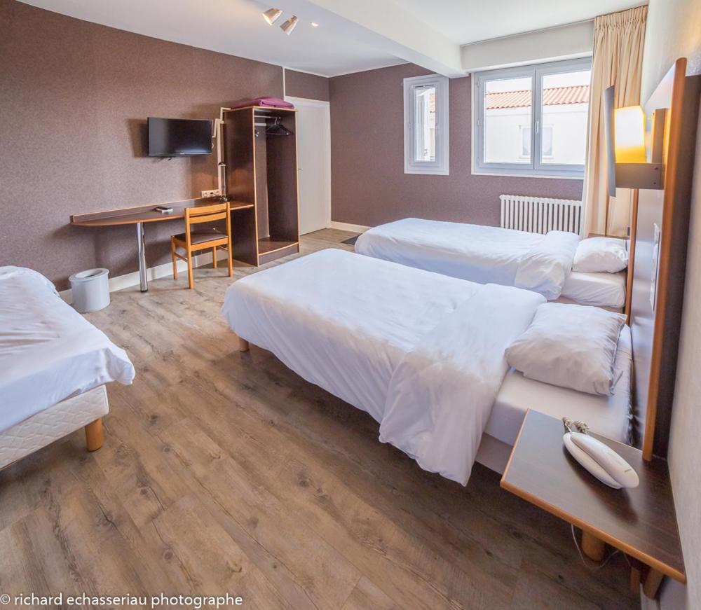 Hotel De La Vendee La Roche-sur-Yon Εξωτερικό φωτογραφία